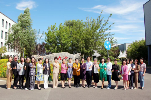 深圳市女企业家代表到918博天堂集团考察调研
